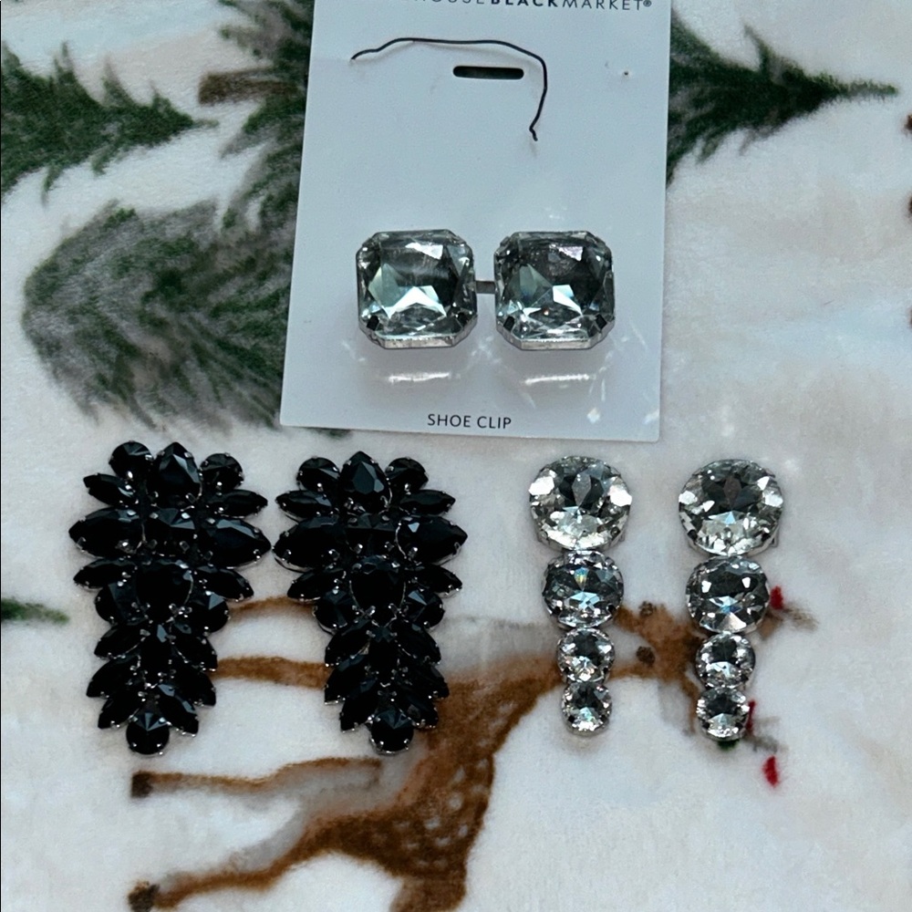 White House black market 3 sets magnetic  Silver and Black shoe clips